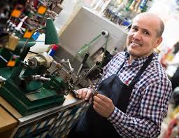 Como Trocar o Miolo da Fechadura em Fortaleza: 5 Passos Simples carlos silva chaveiro 1